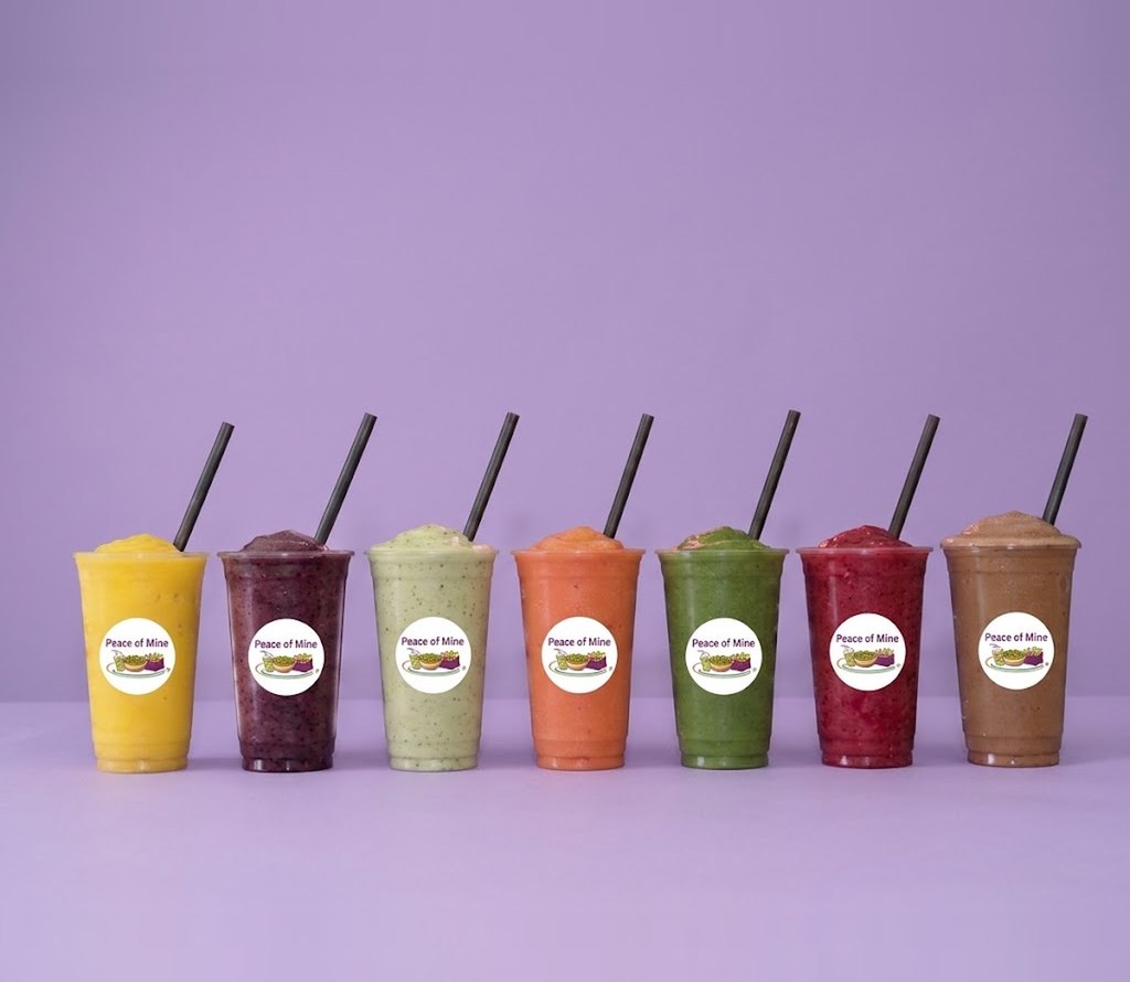 Four Peace of Mine sea moss smoothies: green, strawberry, mango and chocolate